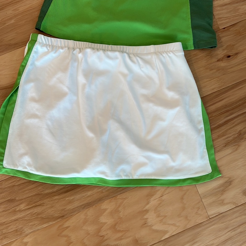 Like New Nike Tennis Outfit - Picture 5 of 9